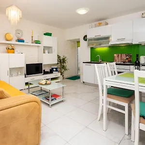  Apartment Dea Croatia
